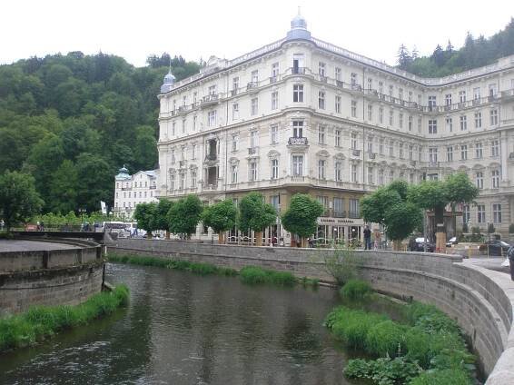 Category:Grandhotel Pupp - Wikimedia Commons
