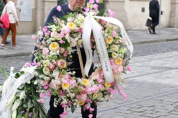 Pohřeb Aničky Slováčkové (†29): Tajemství písní, které si vybrala! U rakve jí zahraje i její láska Matěj