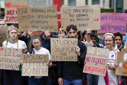 Students protest in support of striking members of the University and College Union on July 11 in Edinburgh (Photo: Jeff J Mitchell/Getty Images)