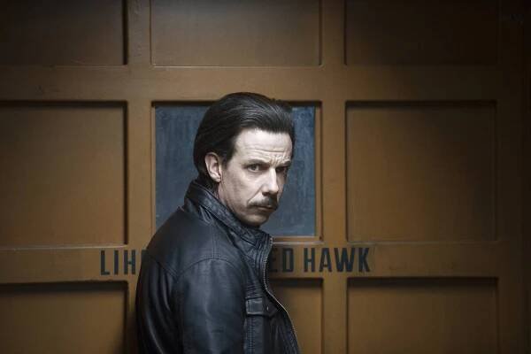Powers - Level 13 - Z filmu - Noah Taylor