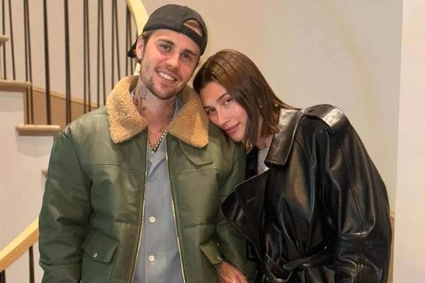 Justin Bieber se stal otcem. S manželkou Hailey se radují z chlapečka.