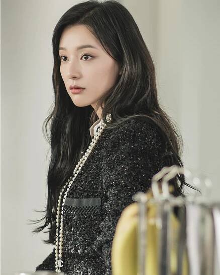 All the fabulous outfits Kim Ji-won wore as Hong Hae-in in Netflix’s ‘Queen of Tears’