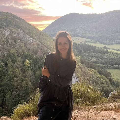 Sima Magušinová predstavuje pieseň Raz mi povieš z nového albumu - GREGI.NET | Multikultúrny portál