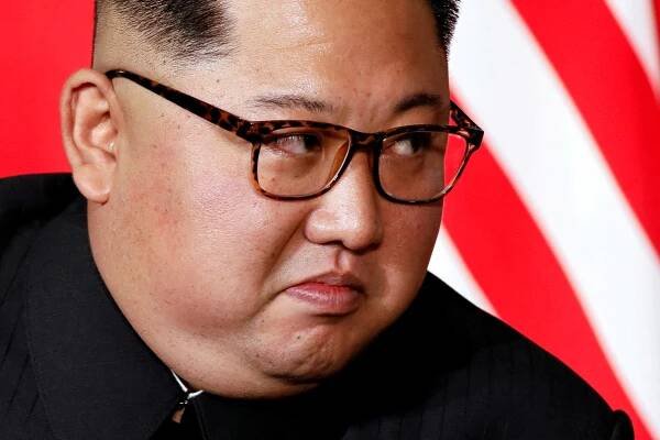 Kim Čong-un nabídl Putinovi ‚plnou podporu‘. Vůdce KLDR chválí jeho ‚dobré rozhodnutí a vedení‘