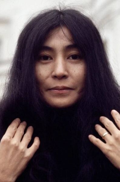 Krutý osud dcery Yoko Ono, vdovy po Johnu Lennonovi (†40): Po únosu vyrůstala v sektě!