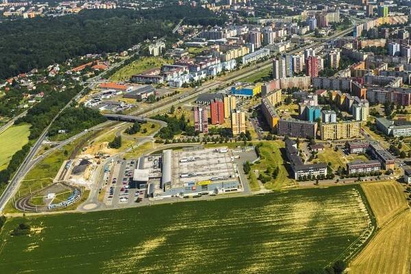 Autobusový terminál Dubina Interspar