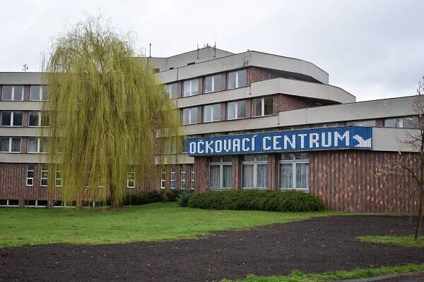Děčín má nové očkovací centrum, zvládne až 800 lidí denně