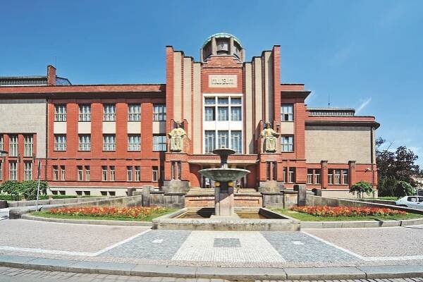 Východočeské muzeum v Hradci Králové - Duran