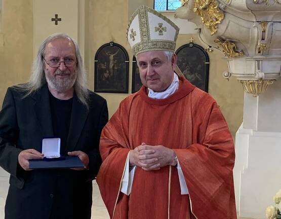 Udělení medailí sv. Auraciána 2021 - Biskupství českobudějovické
