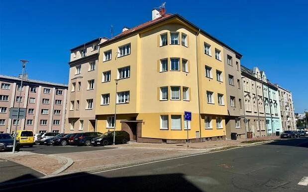 3+kk, Karlova, Cheb, 66 m²