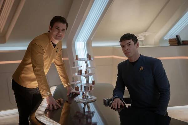 Paul Wesley, Ethan Peck - Star Trek: Podivné nové světy - Sehlat, který snědl svůj vlastní ocas - Promo