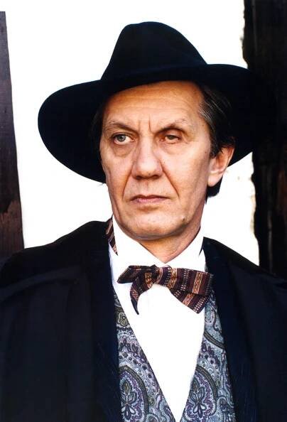 Stríbrná paruka (TV Series 2002– )