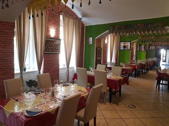 TAJ MAHAL EXPRESS Indická Restaurace foto 6