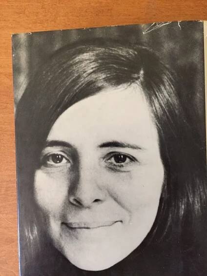 Visual Biography - Leslie Brody