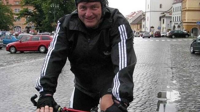 Diskuse: Okres projel na kole hejtman Jiří Šulc