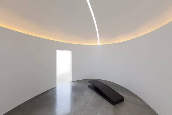 JOHN PAWSON<br>Plain space - Architectural design — Fondazione Bisazza