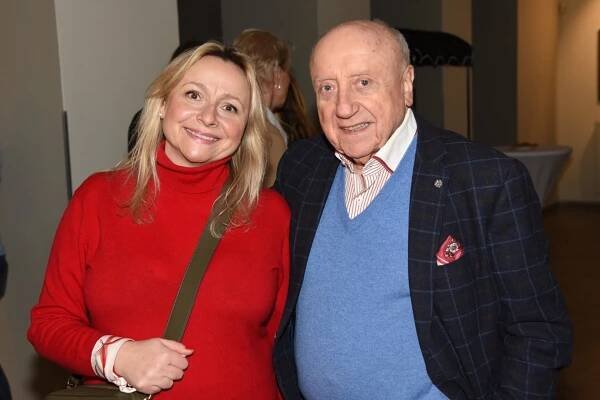Renée Wevelsiepová přivedla s Felixem Slováčkem na svět dceru René Slováčkovou.