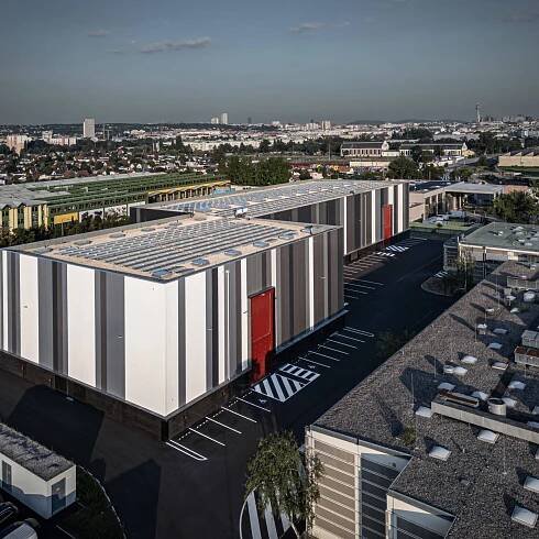 hq7 Studios - CC Real
