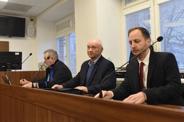 Za otravu Bečvy chce žalobce pro firmu pokutu 21 milionů, pro ředitele podmínku