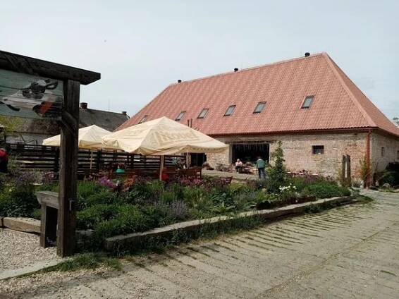Doubravský dvůr - prodej zmrzliny foto 4