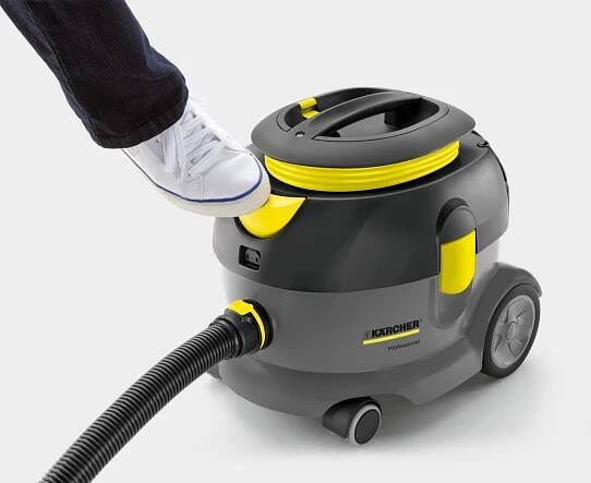 Profi suchý vysavač Kärcher T 12/1 - 1300W, 12L, 9.7kg (1.355-100.0)