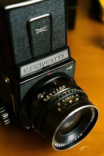 black Mamiya RB67 camera