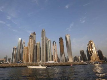 Dubai: Up to 40 women arrested after naked balcony video