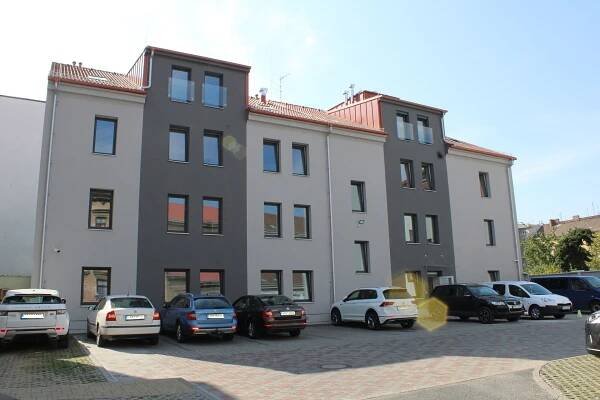 Pronájem novostavby bytu 2+kk v širším centru Plzně - Holex - reality