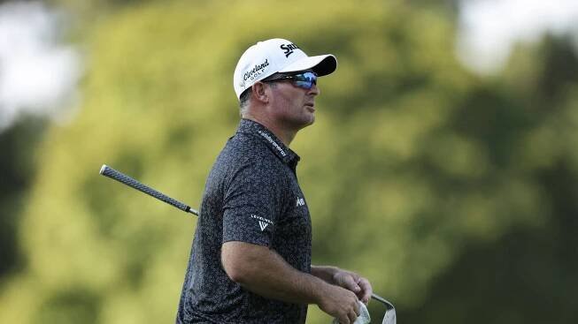 PGA tour playoffs: Ryan Fox falls further off pace as lightning suspends play