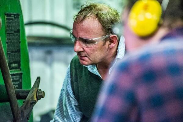 Jonathan Oakes Photographer - AT THE FORGE