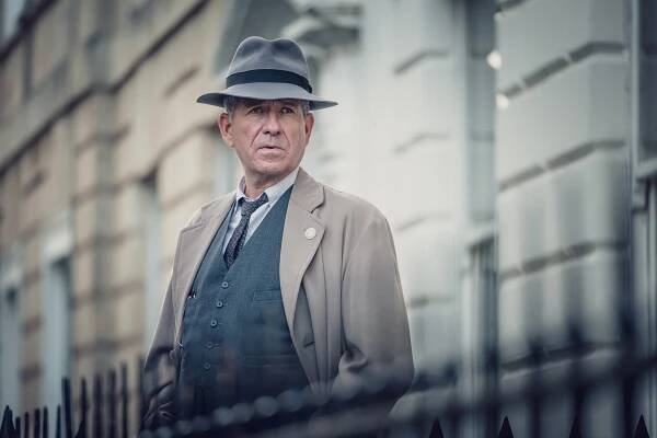 Agatha Christie: Plavý kůň - Epizoda 1 - Z filmu - Sean Pertwee