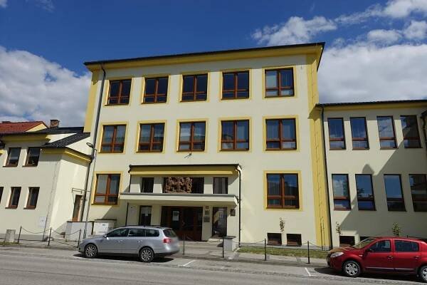 Střední uměleckoprůmyslová škola, Bechyně foto 1