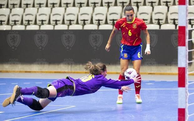 Futsal ženy: Přípravné zápasy se Španělskem 2021: Česká republika - Španělsko 0:6 | Futsal | FOTBAL.CZ