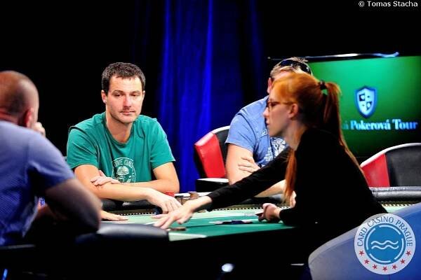 Jan Štefek zvítězil v srpnovém Main Eventu ČPT! - POKERživě