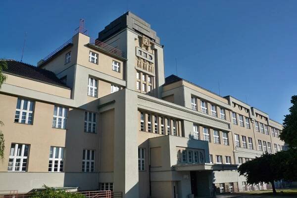 Průmyslová škola (1)