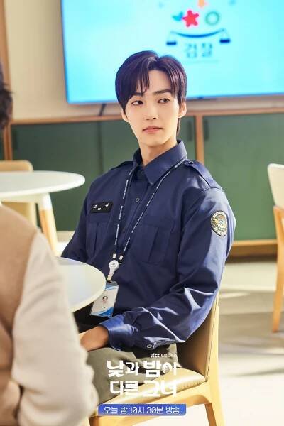 Lee Jung Eun And Baek Seo Hoo’s Relationship Causes Misunderstandings At The Office In “Miss Night And Day”