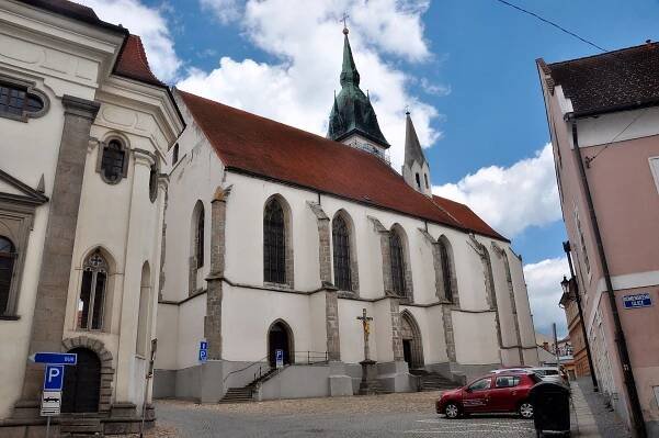 File:Jindrichuv Hradec Neuhaus (26850381609).jpg - Wikimedia Commons