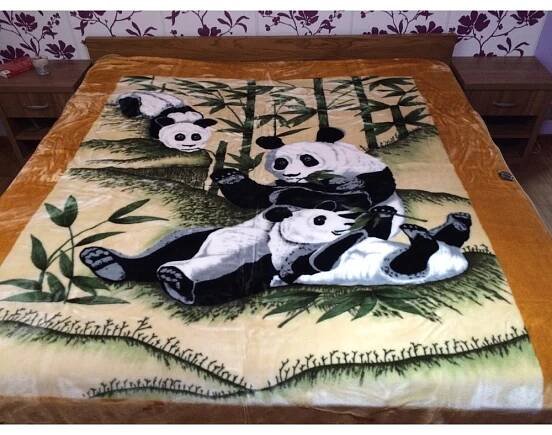 Ekvádor deka španělská TŘI PANDY 2012 béžová 200x240 od 1 183 Kč - Heureka.cz