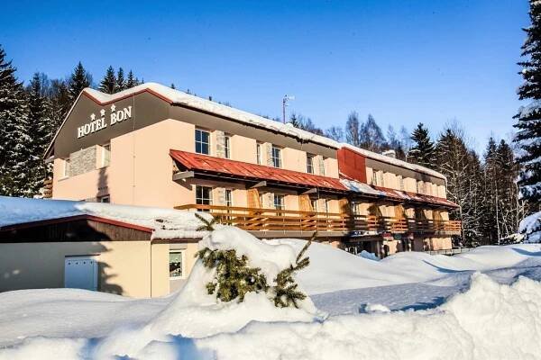 Hotel Bon Tanvald Exteriér fotografie