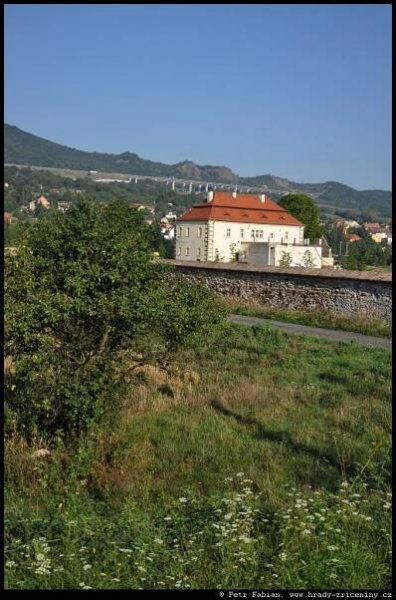 Libochovany – fotografie / hrady-zriceniny.cz