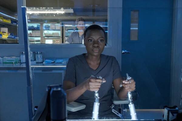Matt Czuchry, Shaunette Renée Wilson - Doktoři - První den - Z filmu