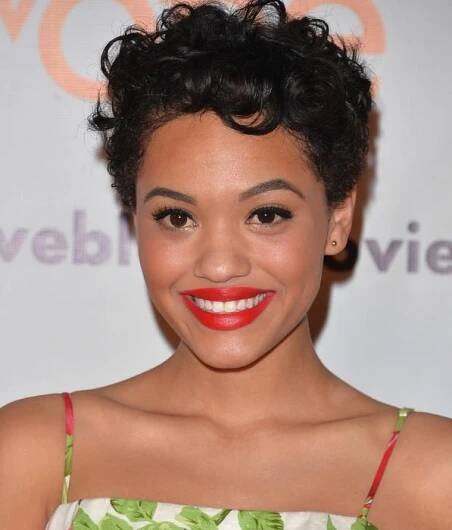 Kiersey Clemons