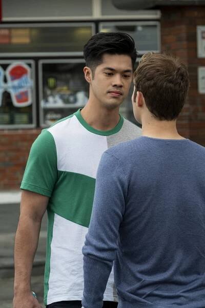 Proč? 13x proto - Lež je neodmyslitelnou součástí života - Z filmu - Ross Butler