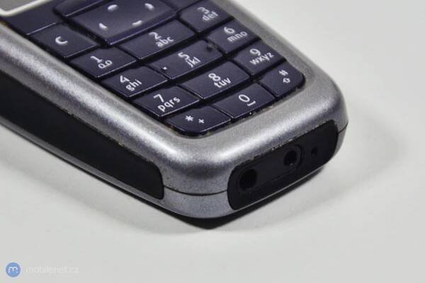 Nokia 2600