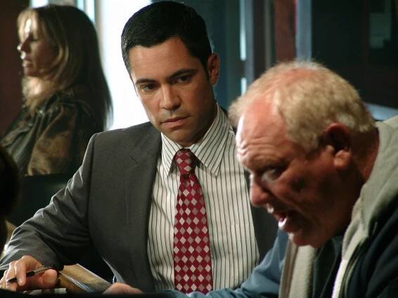 Odložené případy - Barvy - Z filmu - Danny Pino, Ron Dean