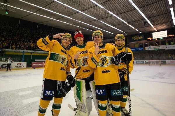 HC Vsetín online - oficiální­ internetové stránky VHK Vsetí­n | Další atraktivní bitva! Vsetín v repríze finále přivítá