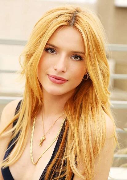 Omalovánka Bella Thorne 2016 k vytištění a vybarvení - Waouo.com