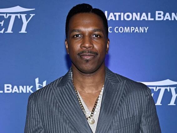 Leslie Odom Jr. On The Moisturizer His Mom Put Him On