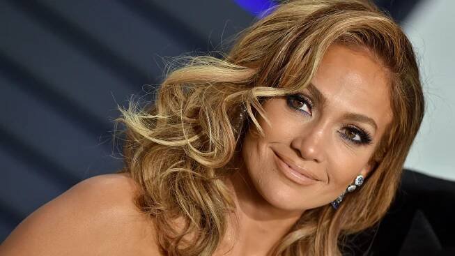 Jennifer Lopez überrascht mit einer neuen Nagelform – und sie ist nicht nur total angesagt, sondern auch tragbar