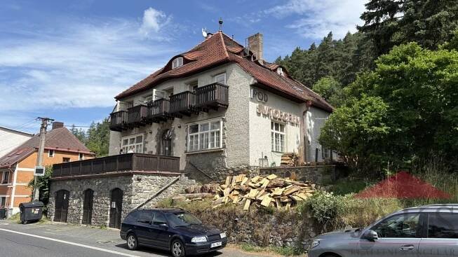 Františkova Ves u Sušice; bývalý hotel "Pod Svatoborem" s terasou a zahradou, obrázek č. 1